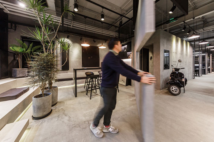 鋼結(jié)構(gòu)舊廠房辦公室吧臺(tái)裝修設(shè)計(jì)效果圖