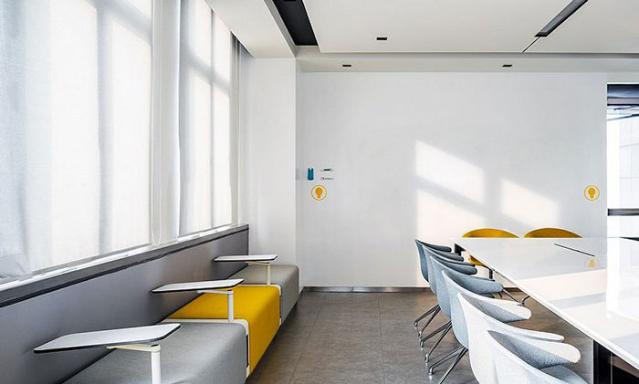 園區(qū)辦公室會議室裝修設(shè)計(jì)效果圖