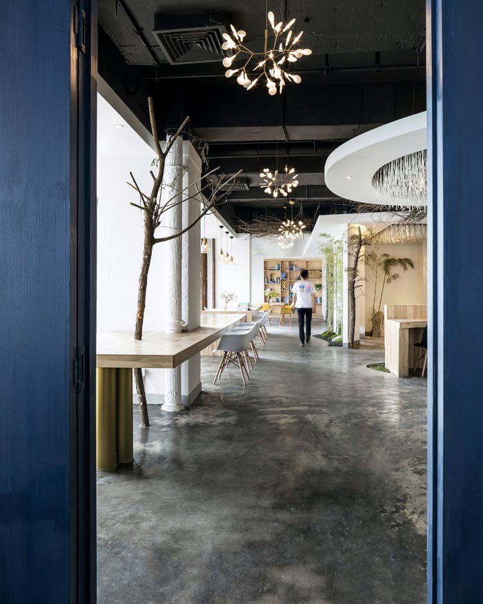 環保辦公室左側裝修設計效果圖