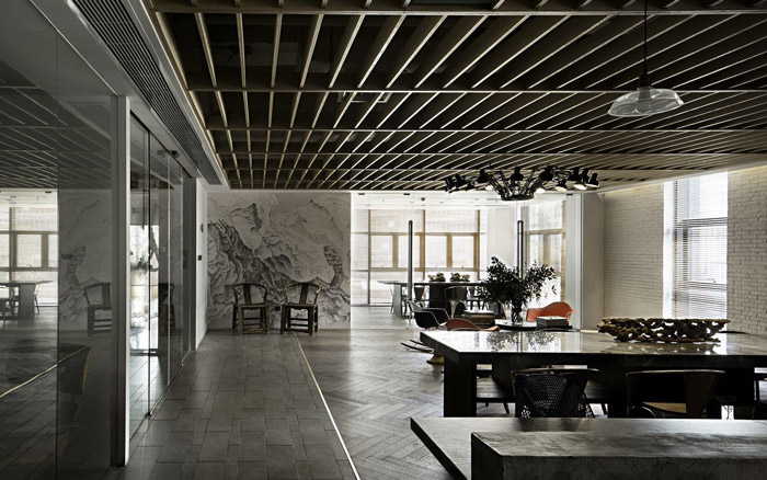 350平方科技辦公室過道裝修設(shè)計(jì)效果圖