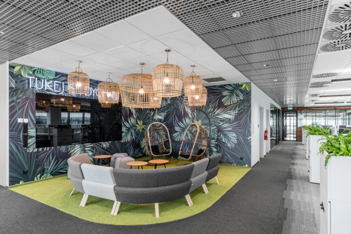 創意辦公空間交流區裝修設計效果圖