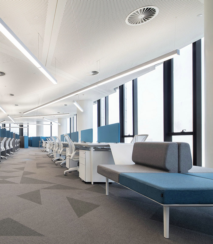 集團辦公室辦公區(qū)設計效果圖