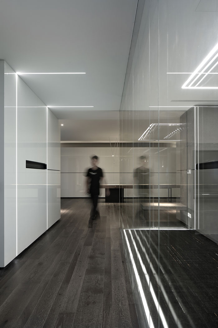 機構(gòu)辦公室過道裝修設(shè)計效果圖